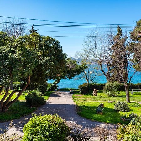 Kolovare Garden Oasis - First Row By Sea Apartman Zára Kültér fotó