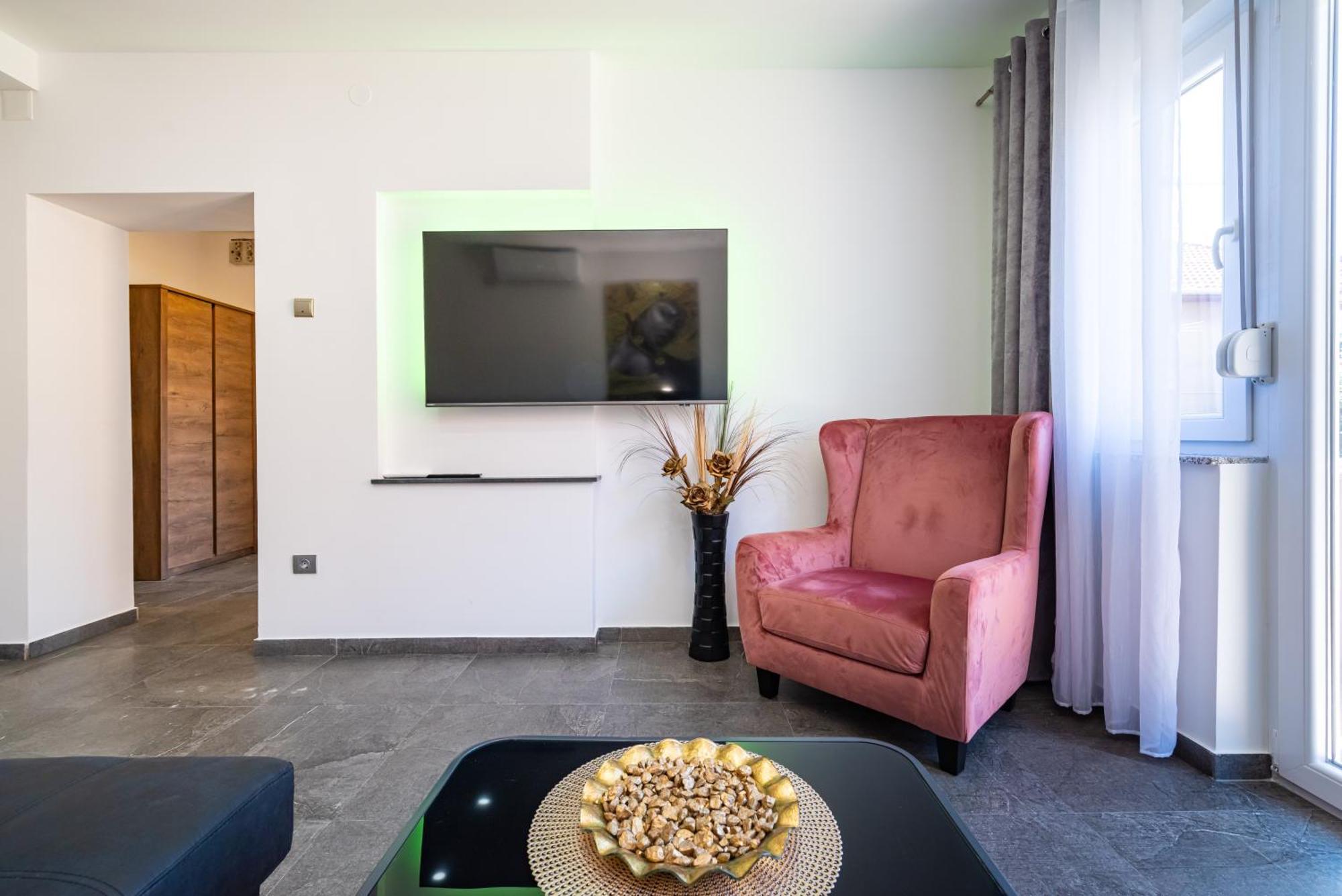 Kolovare Garden Oasis - First Row By Sea Apartman Zára Kültér fotó
